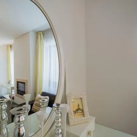 Charming 3-bedroom פויאנה ברשוב